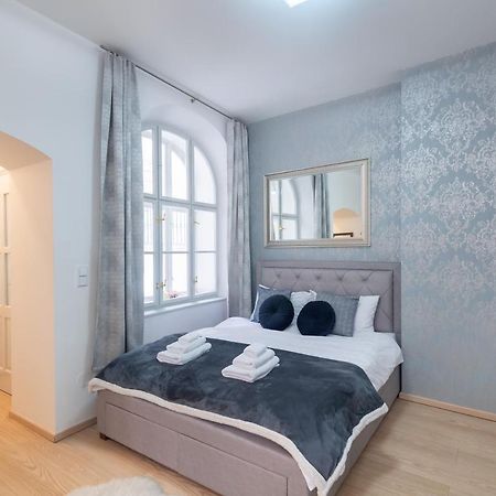 Quiet Apartment In The Heart Of Old Town Centre Прага Екстериор снимка